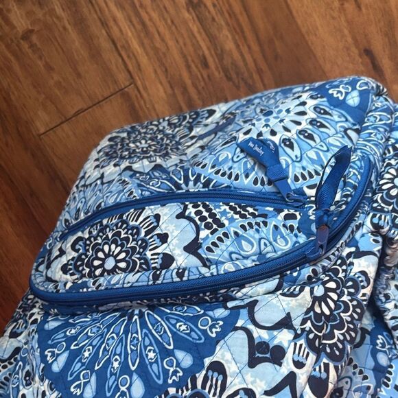 Vera Bradley Blue and White Floral Backpack - Picture 10 of 12